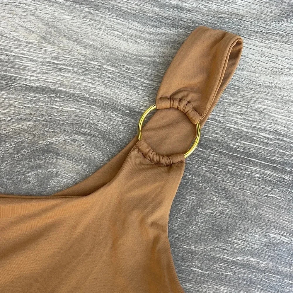 L*Space x Tessa Brooks Tessa One Piece, camel - Picture 6 of 13